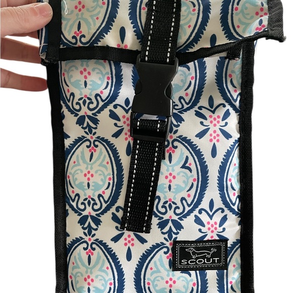 Scout Patterned Lunch Bag with Blue and Pink Design - Picture 1 of 5